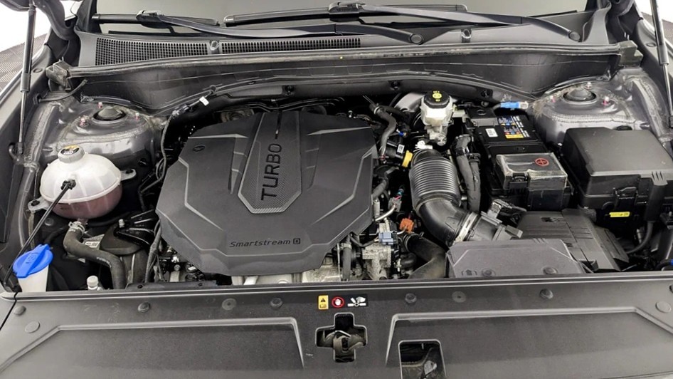 Двигатель Hyundai Santa Fe нечасто становится источником проблем